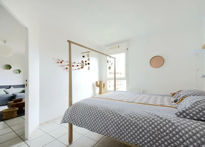 T2 Cosy Proche Du Centre-Ville Avec Garage Inclus